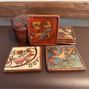 Vtg Robert Weiss Reverse Painted Birds Glass Coaster Set 6 Tooled Leather Case